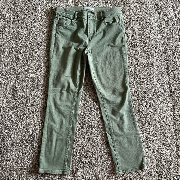 Green LOFT Skinny Crop Pants - Picture 4 of 4